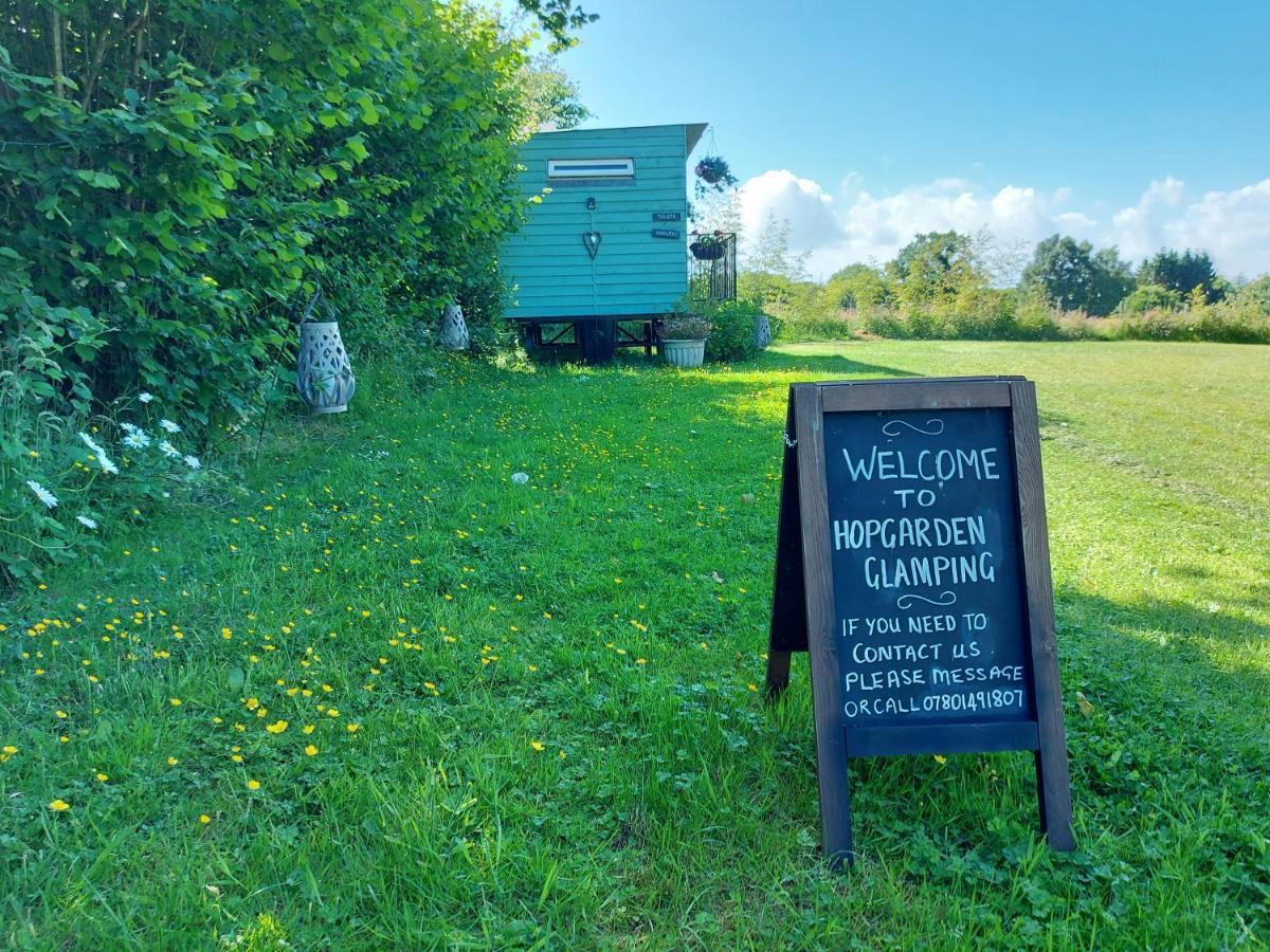 Hopgarden Glamping Luxury Shepherds Huts Wadhurst Eksteriør bilde